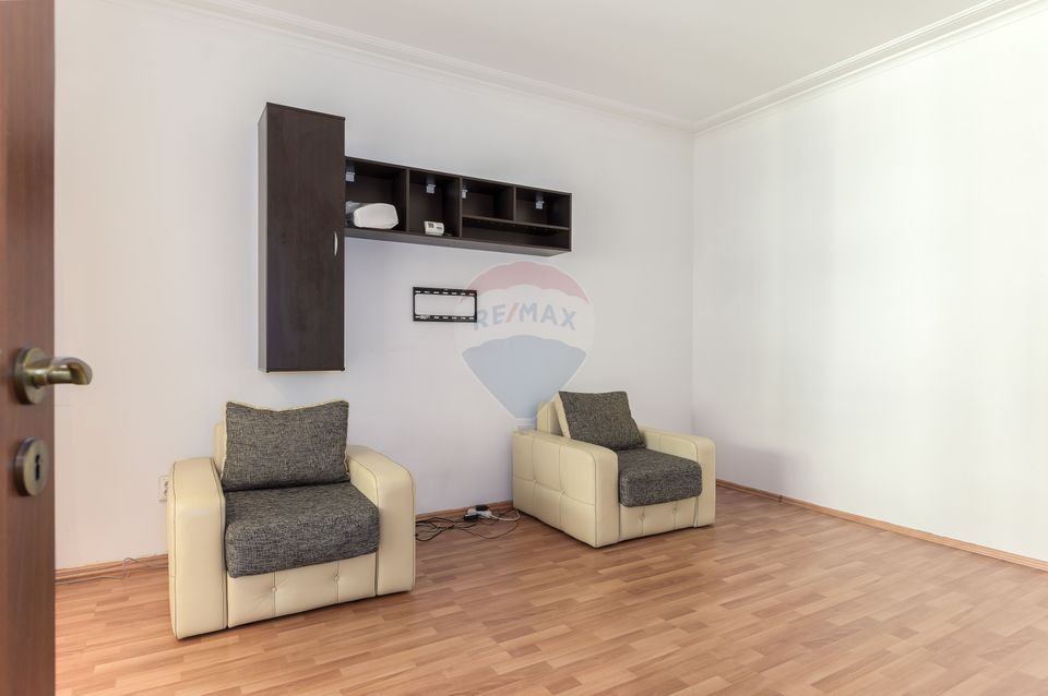 2 camere, zona ultracentrala, partial mobiliat, centrala proprie