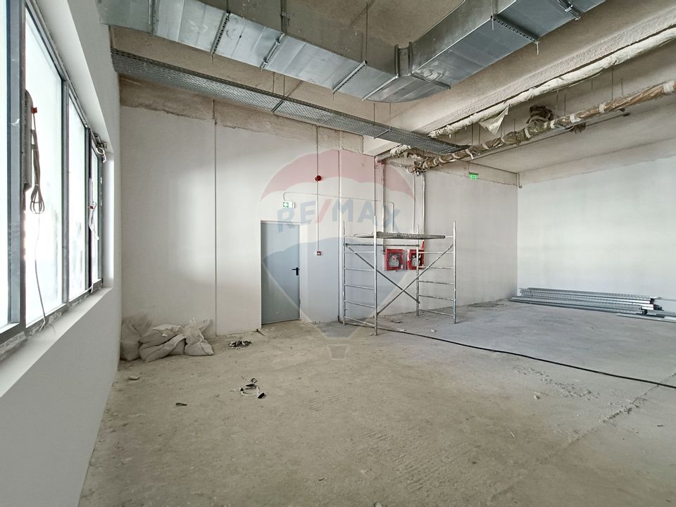 Inchiriere Spațiu Comercial langa Pasarela Metrou Berceni | Open Space