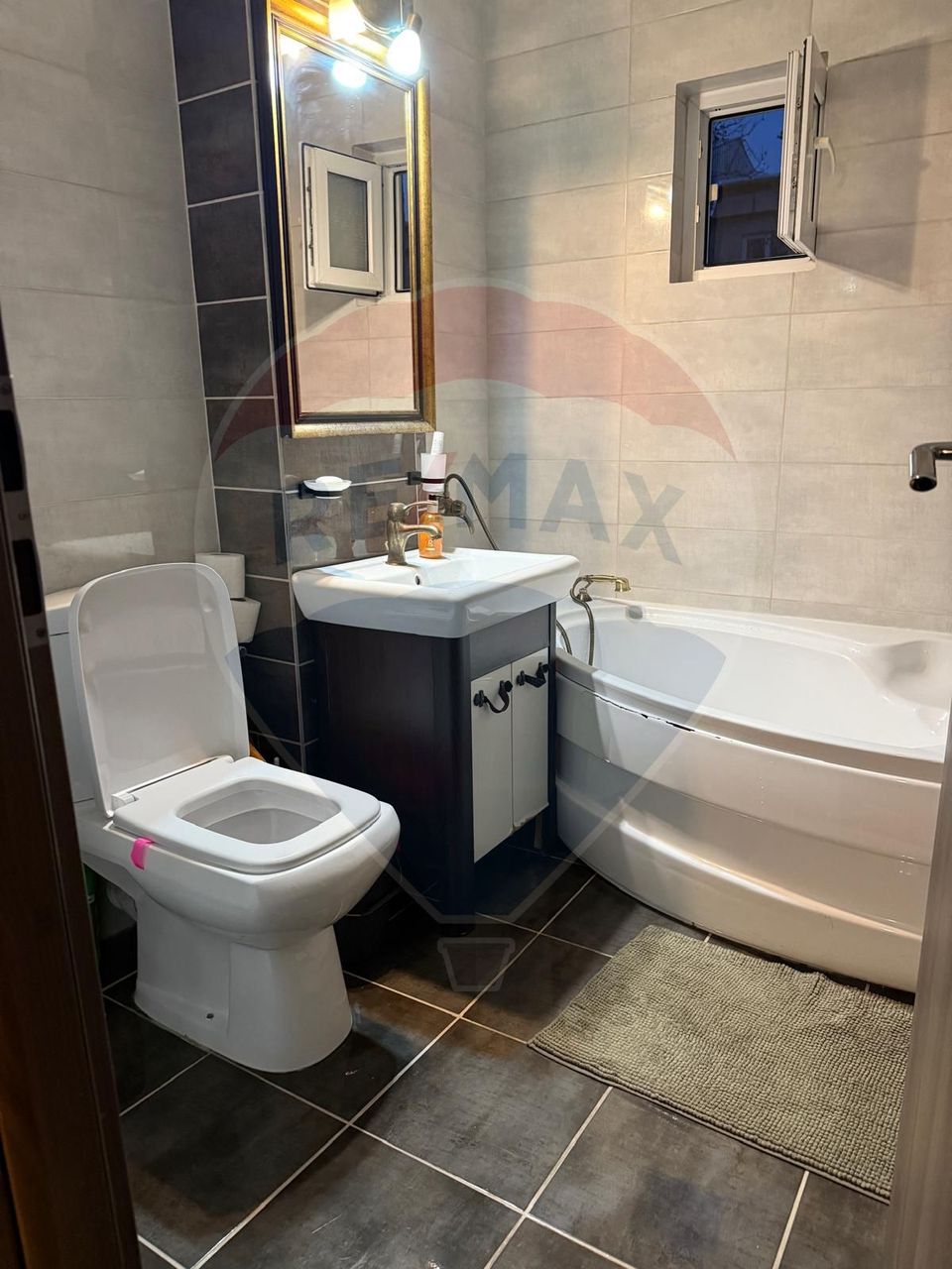 2 room Apartment for rent, Rovine area