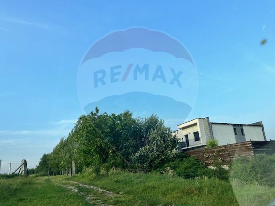 Land 3,700sqm Sibiu / Fundatura Zavoi