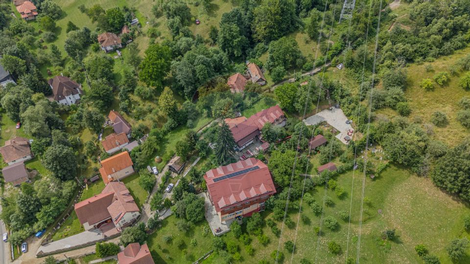 Casa / Vila 7 camere, aproape de Castelul Bran | COMISION 0% |