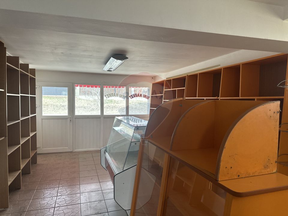 100sq.m Commercial Space for rent