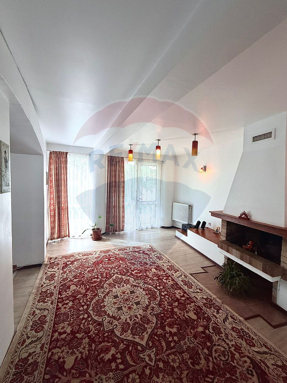 De închiriat duplex cu 4 camere - Șoșeaua Bârnova