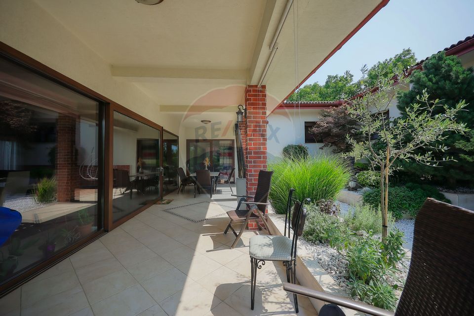 Vilă mediteraneană premium cu piscină, de vânzare, zona Dealuri Oradea