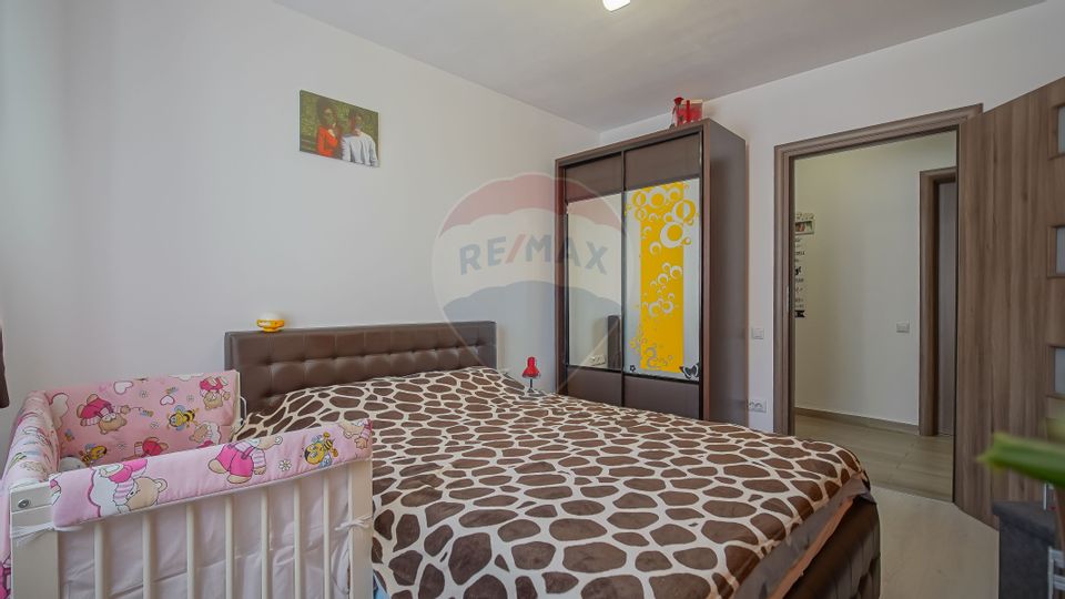 Apartament de 2 camere cu parcare si boxa in Tractorul