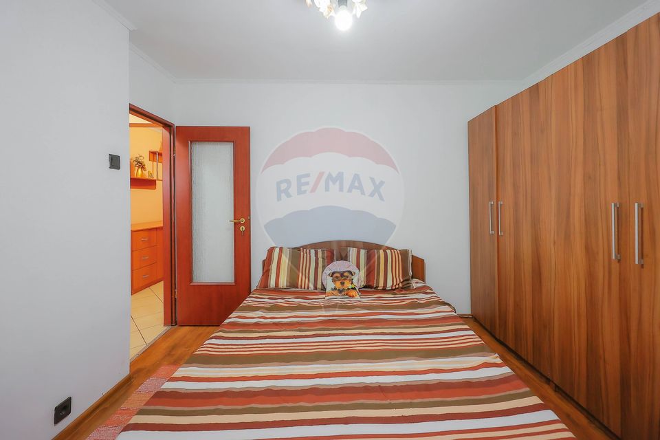 Apartament 3 Camere, Zonă Fără Trafic/Liniștită, Dragoș Vodă, Vânzare