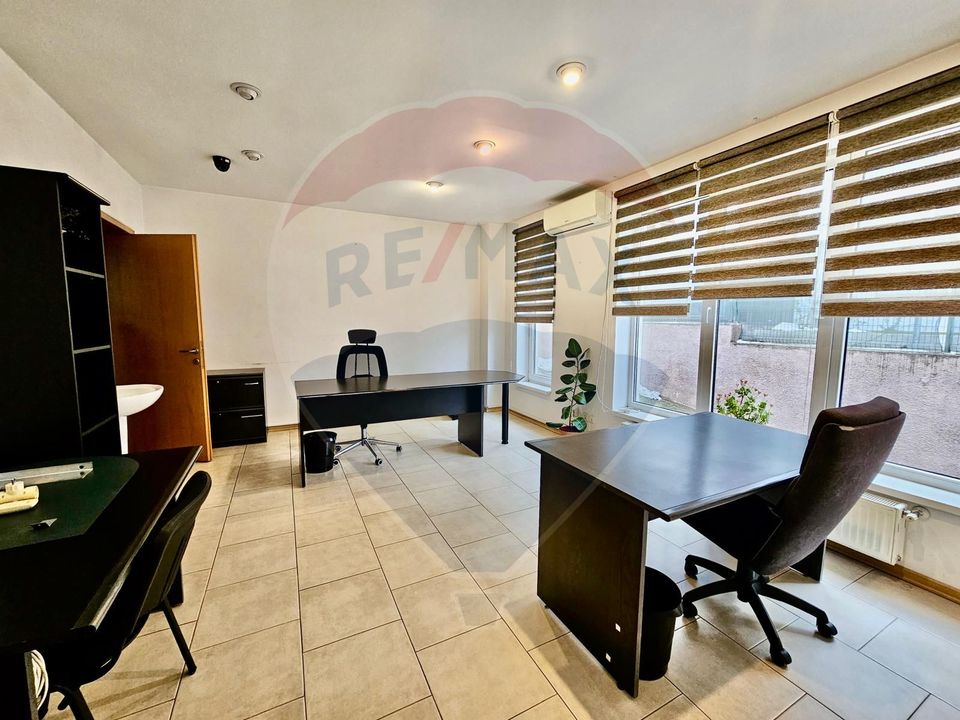 154sq.m Commercial Space for rent, Manastur area