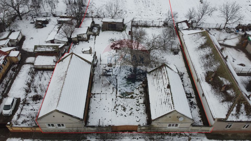 Gospodarie de vanzare in Giulvaz, judetul Timis