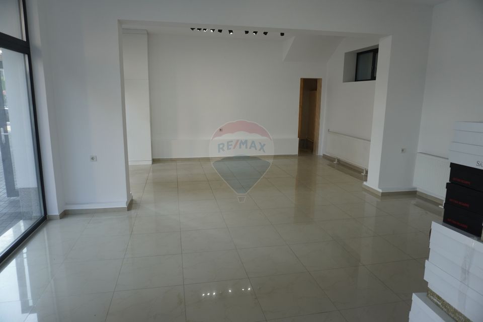 65sq.m Commercial Space for rent, Central area