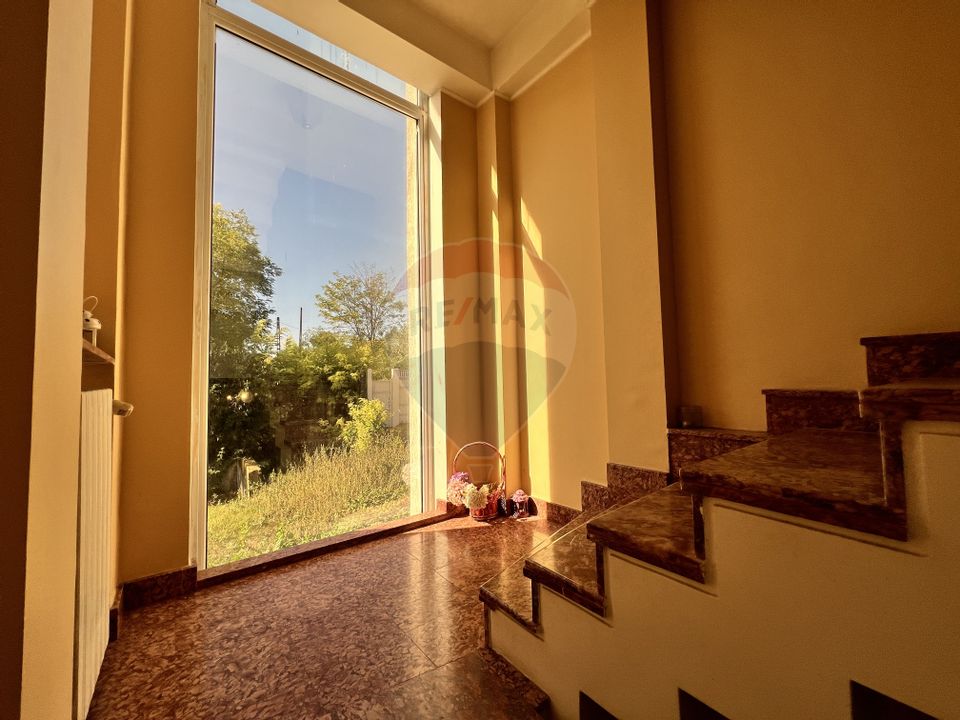 Casă cu potențial imens în Sat Lilieci, pe Aleea Florilor – lângă râul