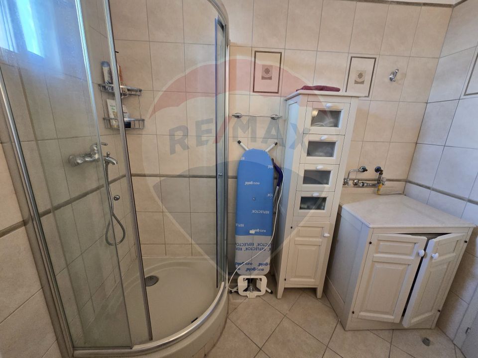 DE VANZARE Apartament cu 4 camere în Mamaia Nord