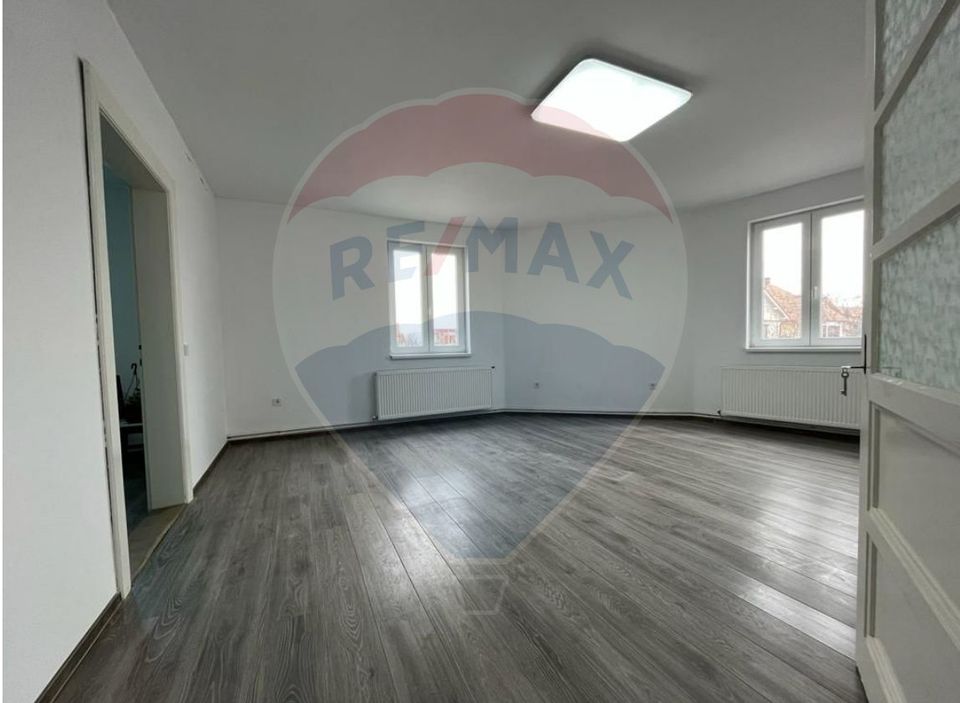 Spațiu de Birouri / Rezidențial – Prima Închiriere