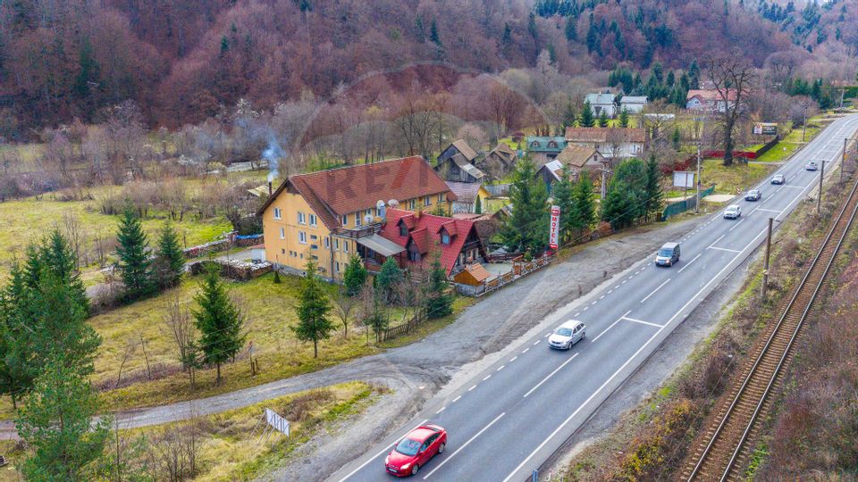 Functional tourist unit for sale – Timișu de Jos, DN1 BRASOV