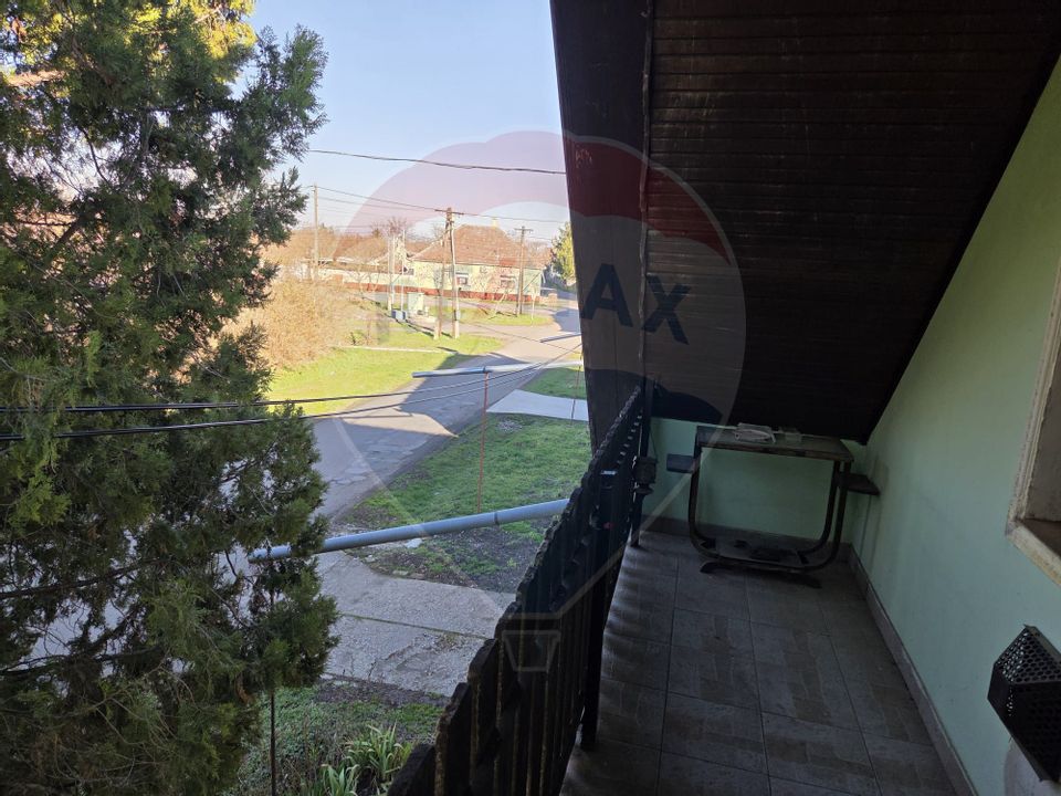 Casa cu mansarda in Sarkad Ungaria