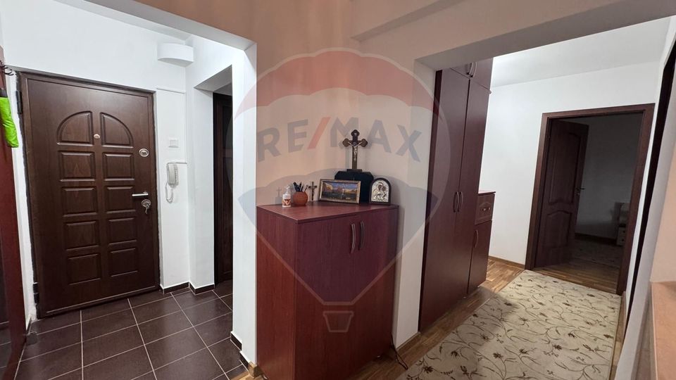 Apartament 4 camere prima inchiriere - Tiglina I - Vedere la Dunare