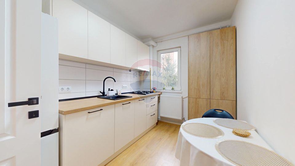 2 room Apartment for rent, Tractorul area