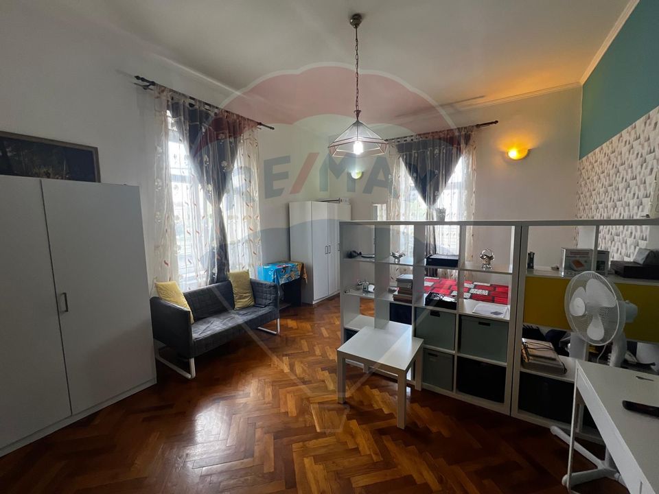 3 room Apartment for sale, Podgoria area