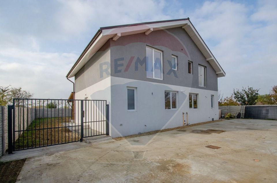 3 room House / Villa for sale