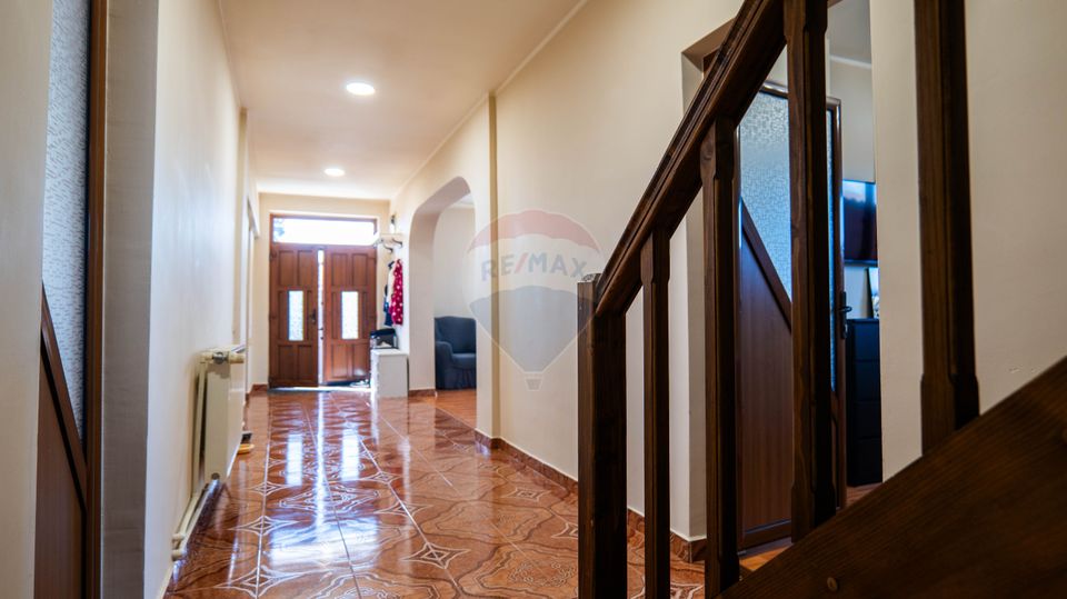 4 room House / Villa for sale