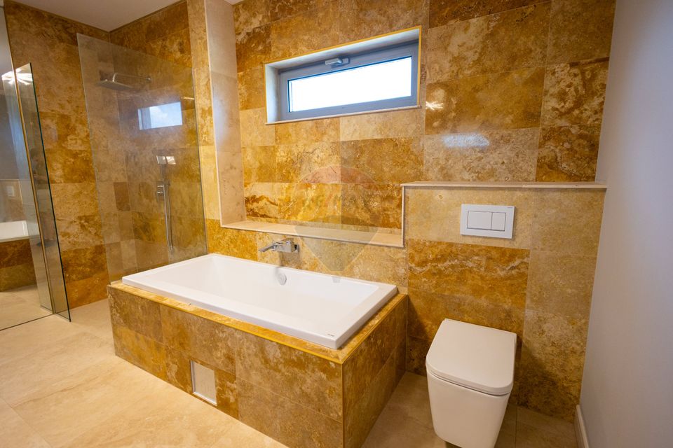 5 room House / Villa for sale