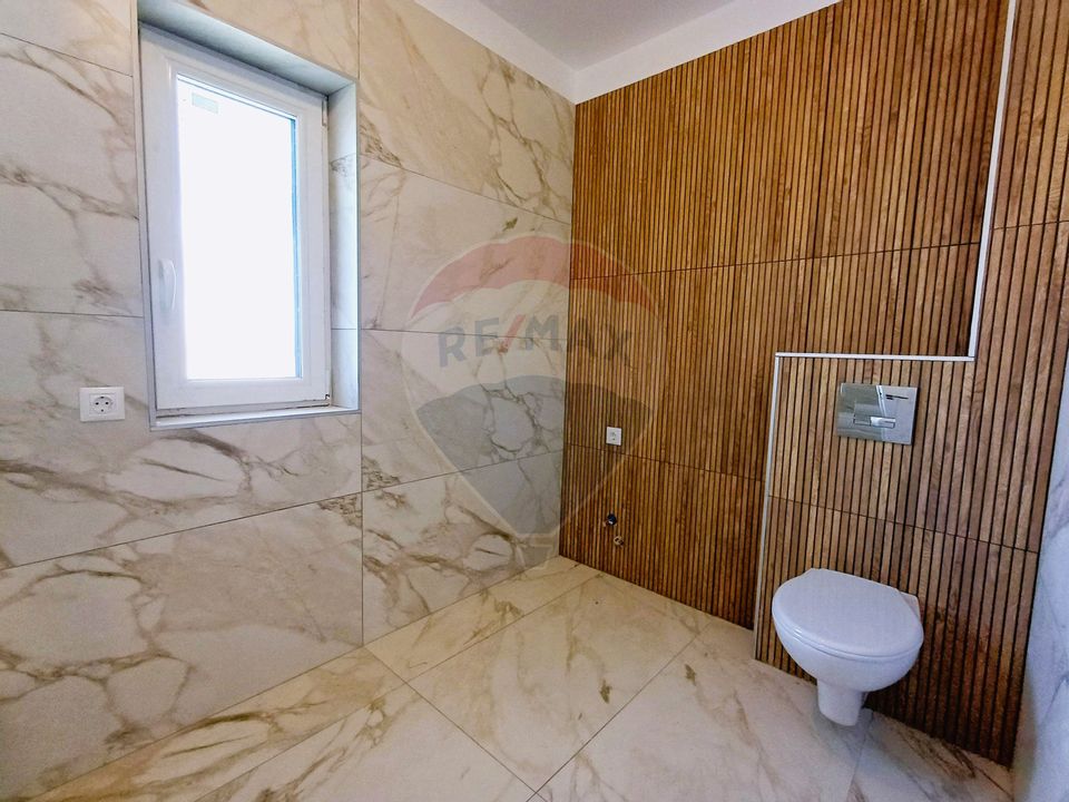 Apartament cu 3 camere de vanzare