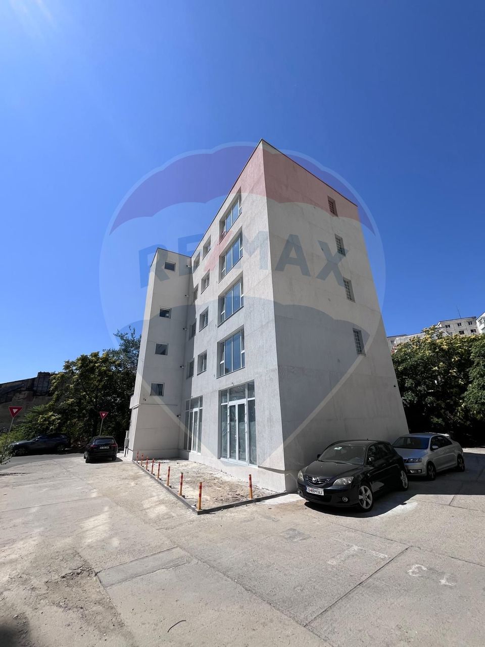 Spațiu birouri NOU -47mp de inchiriat în zona Lizeanu-Stefan cel Mare