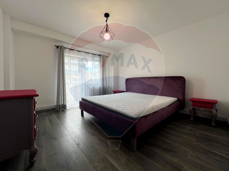 Apartament spațios de închiriat, strada Năsăud, bloc cu lift