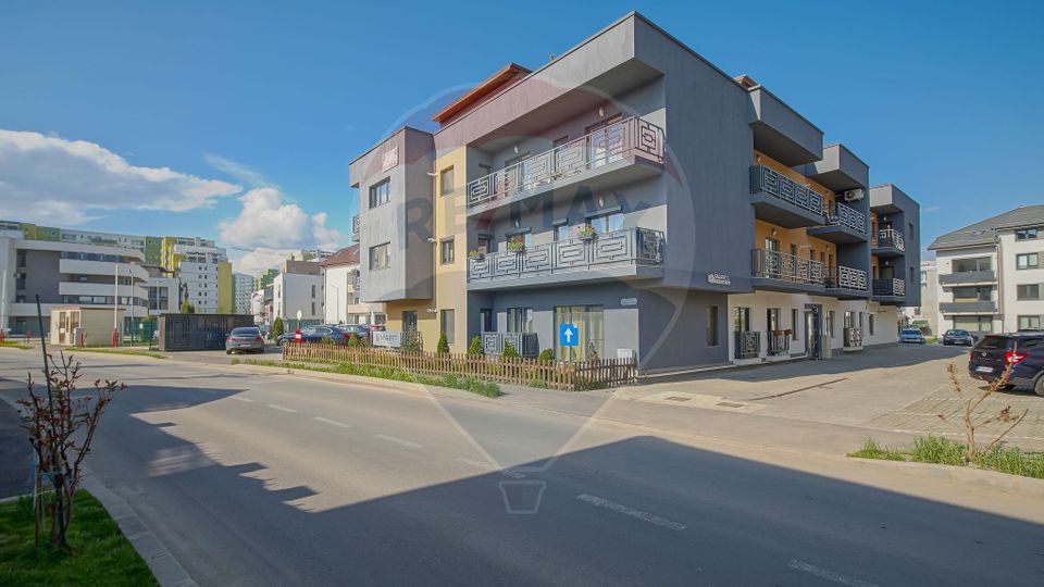 2 room Apartment for rent, Tractorul area