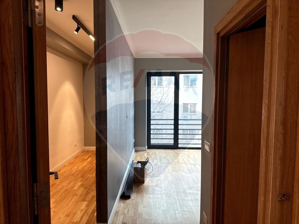 INCHIRIERE Apartament cu 4 camere in zona Tei