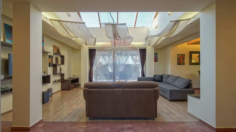 6 room House / Villa for sale