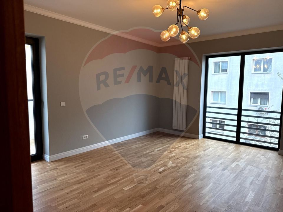 INCHIRIERE Apartament cu 4 camere in zona Tei