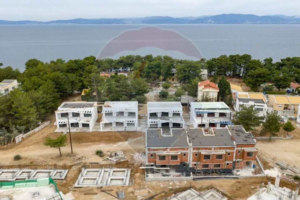 PROPRIETATE IN GRECIA - case, apartramente