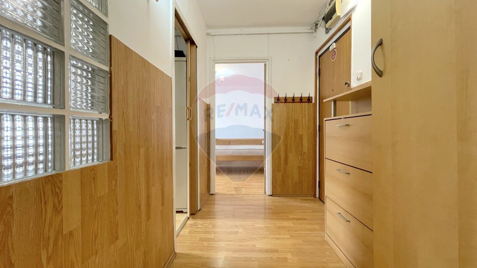 Apartament cu 3 camere de închiriat în zona Astra