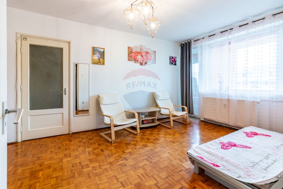 2 room apartment for sale in Liberty Plain/IOR Park