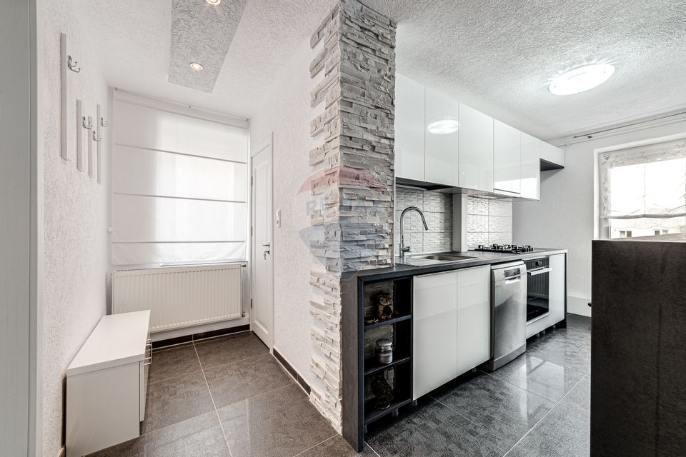 Apartament de închiriat 3 camere, zona Podgoria, 101 mp