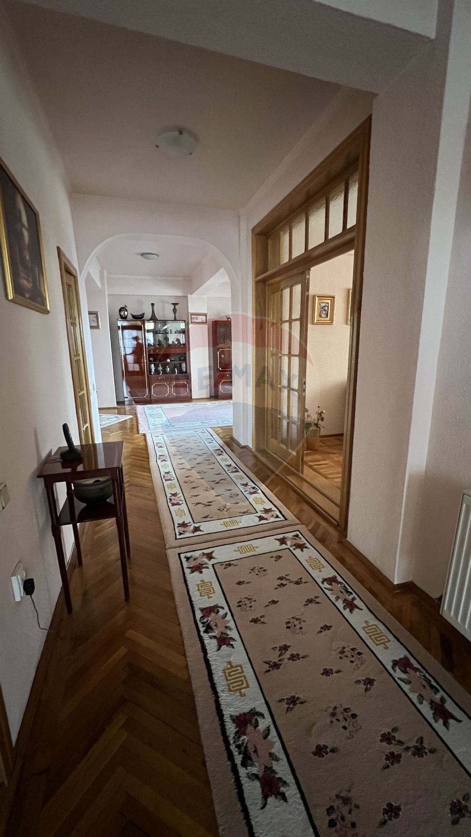 700sq.m Proprietate specială for sale, Ultracentral area