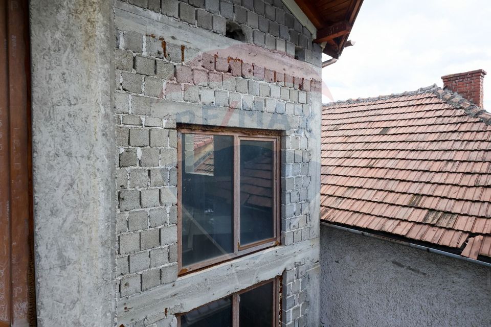 CASA LA ROSU | TOMIS 21 | 325MP | 346MP CURTE | 470 TEREN |ACCES AUTO