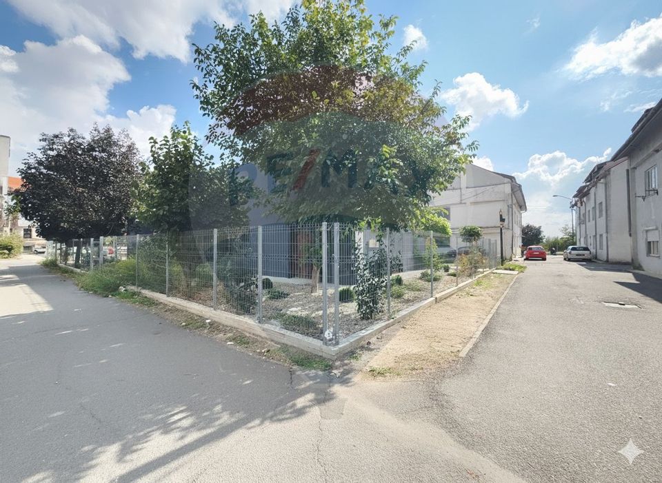 319sq.m Industrial Space, Freidorf area