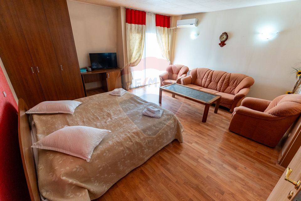 22 room Hotel / Pension for sale, Central area