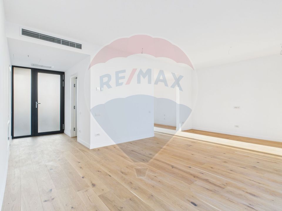 Vila moderna cu finisaje premium in Amber Forest – zona de Nord