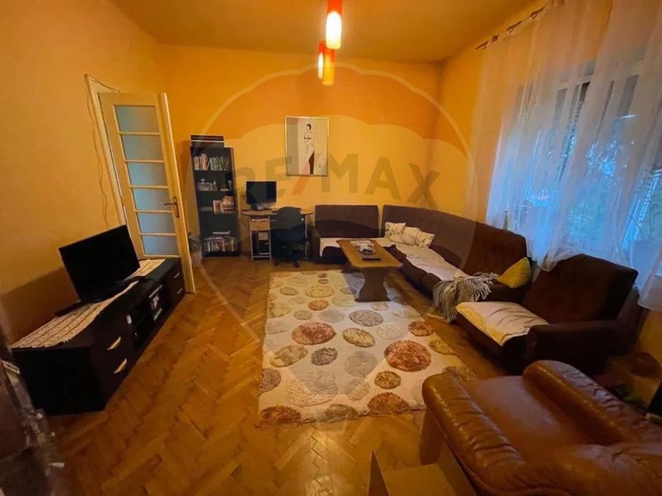 3 room House / Villa for rent, Dambovita area