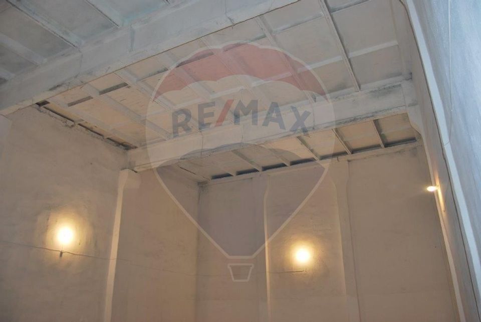 Spațiu industrial de 204 mp de închiriat in Dambul Rotund