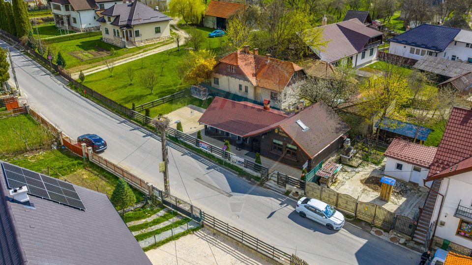 98sq.m Commercial Space for rent