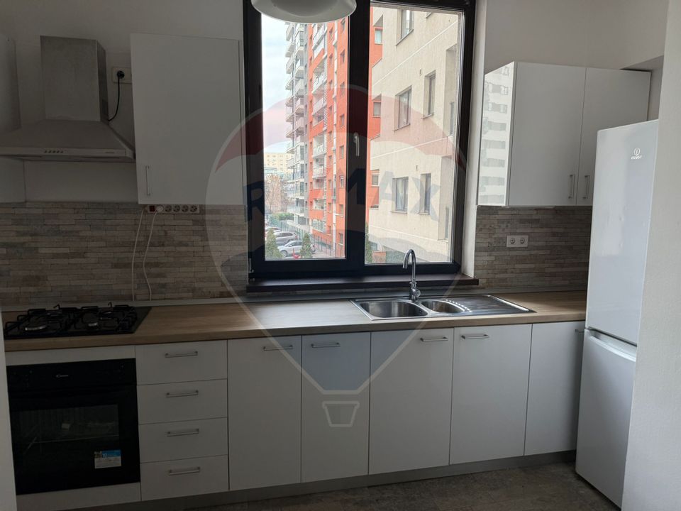 Apartament cu 2 camere de vânzare la 50 m de metrou Mihai Bravu