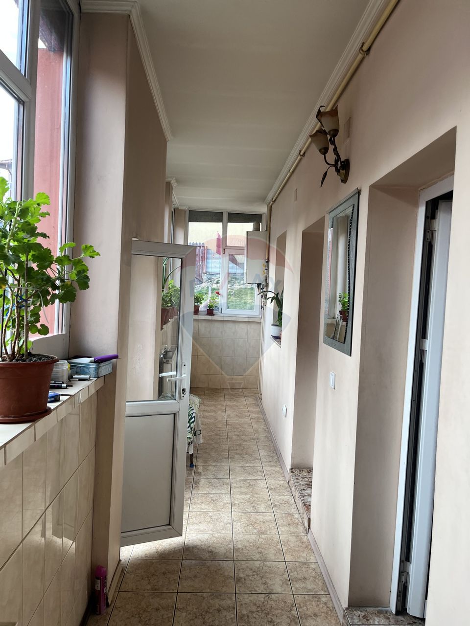 6 room House / Villa for sale, Marasesti area