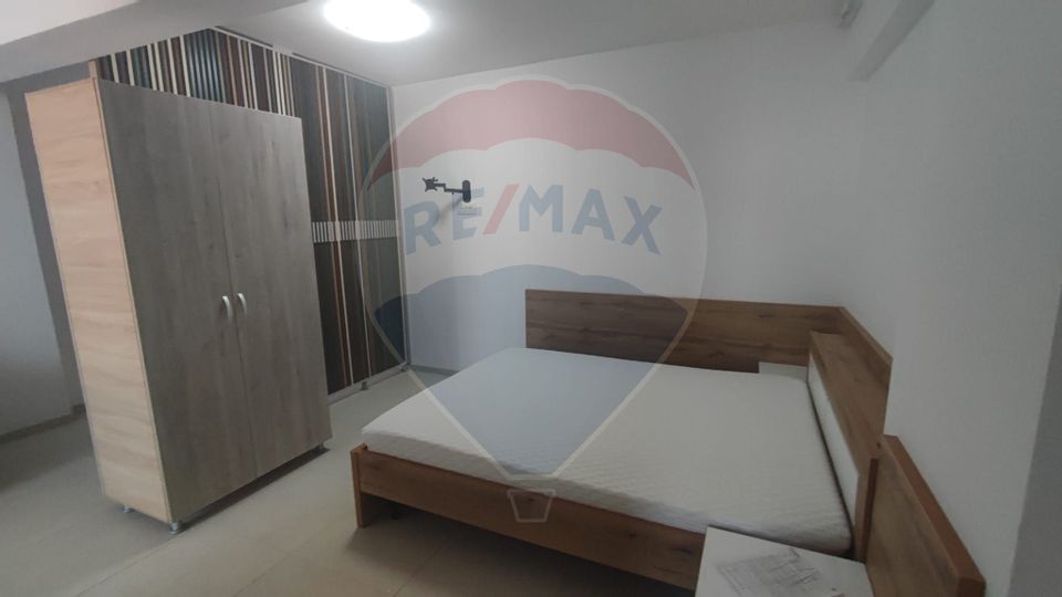 Apartament studio de inchiriat cu parcare inclusa zona ultracentral