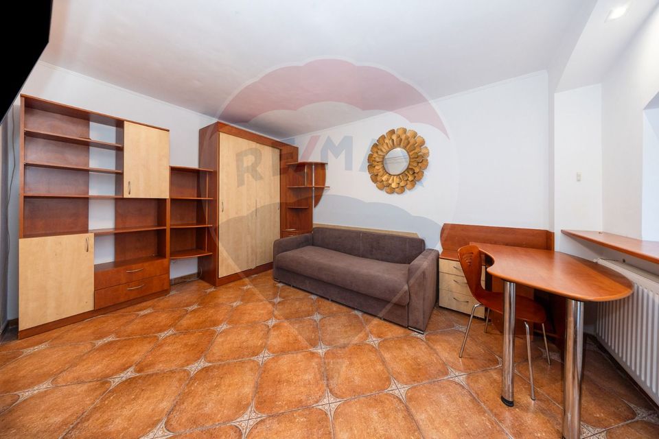 Garsonieră de vânzare mobilată și utilată Răcădău - Brașov