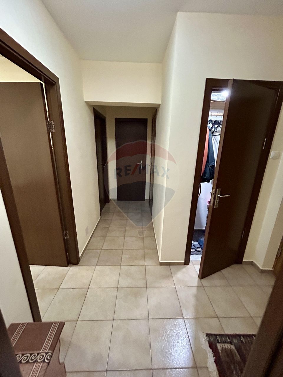 Apartament cu 2 camere de vânzare în zona Alexandru Obregia