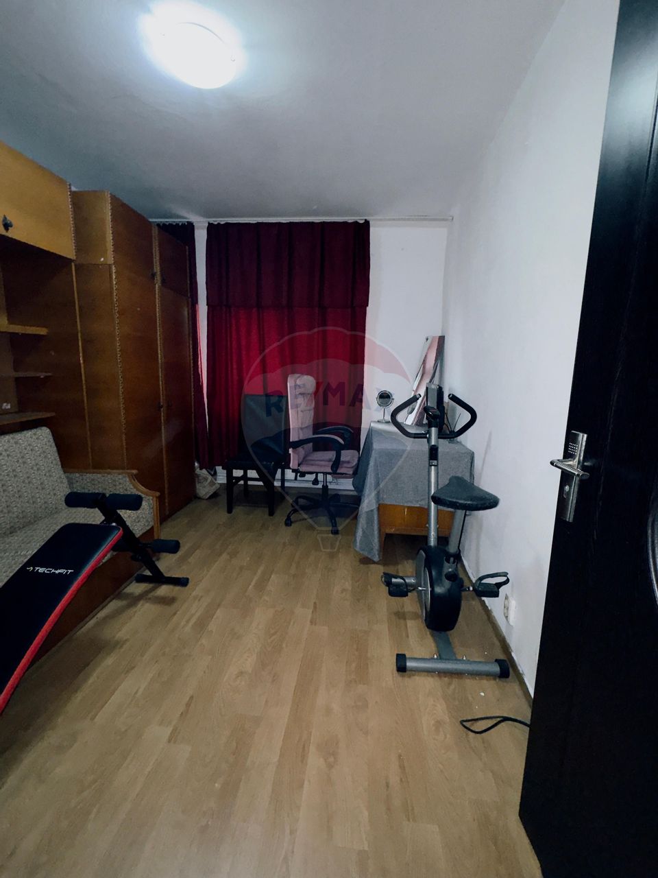 4 decomandate, 1 Mai, parter, bilateral, 75mp