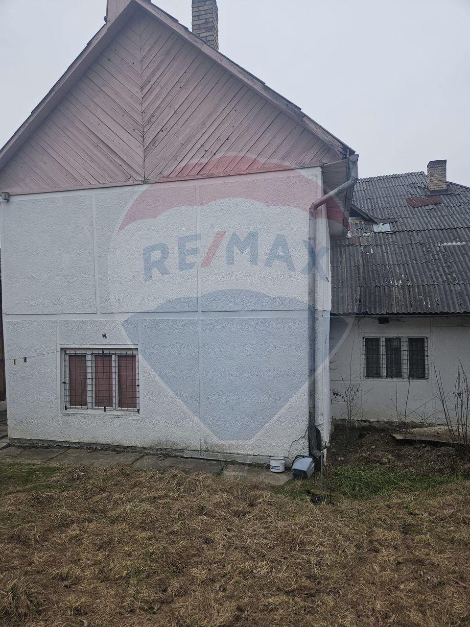 Casă  cu 5 camere de vânzare, Vișeu de Sus